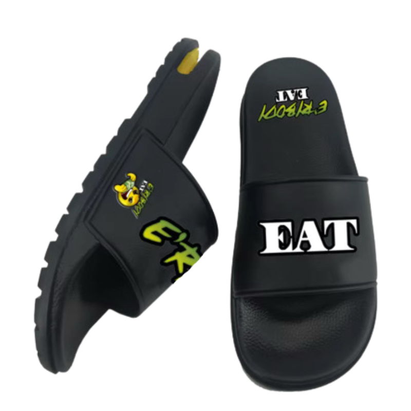 Erybody Eat slipper  black with text